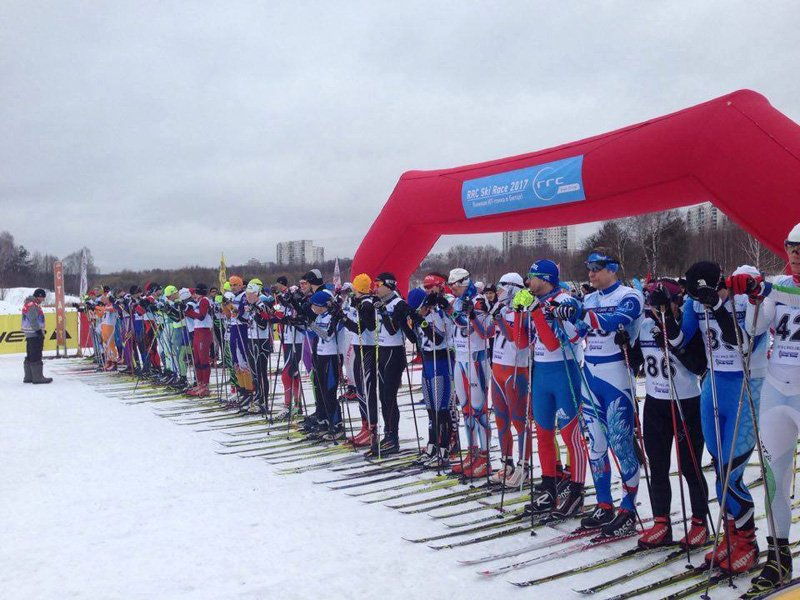 Rrc ski race. Лыжная трасса Битца Москва. Ездовой спорт лыжная гонка. Фоторепортаж с лыжных гонок в Битцевском парке. Альфа Битца лыжная трасса.